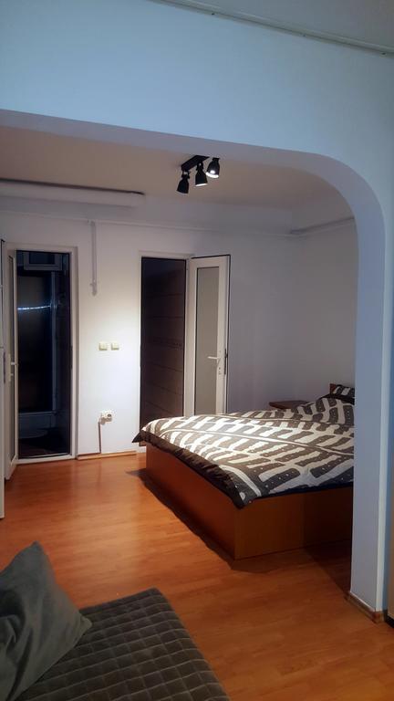 Patria Studio Bucureşti Ngoại thất bức ảnh