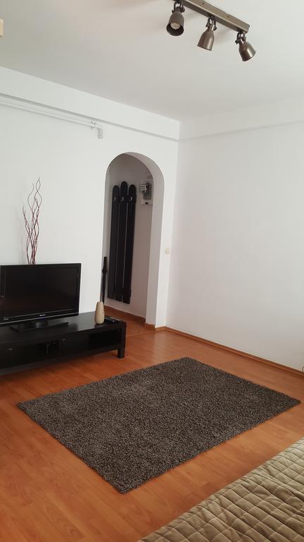Patria Studio Bucureşti Ngoại thất bức ảnh